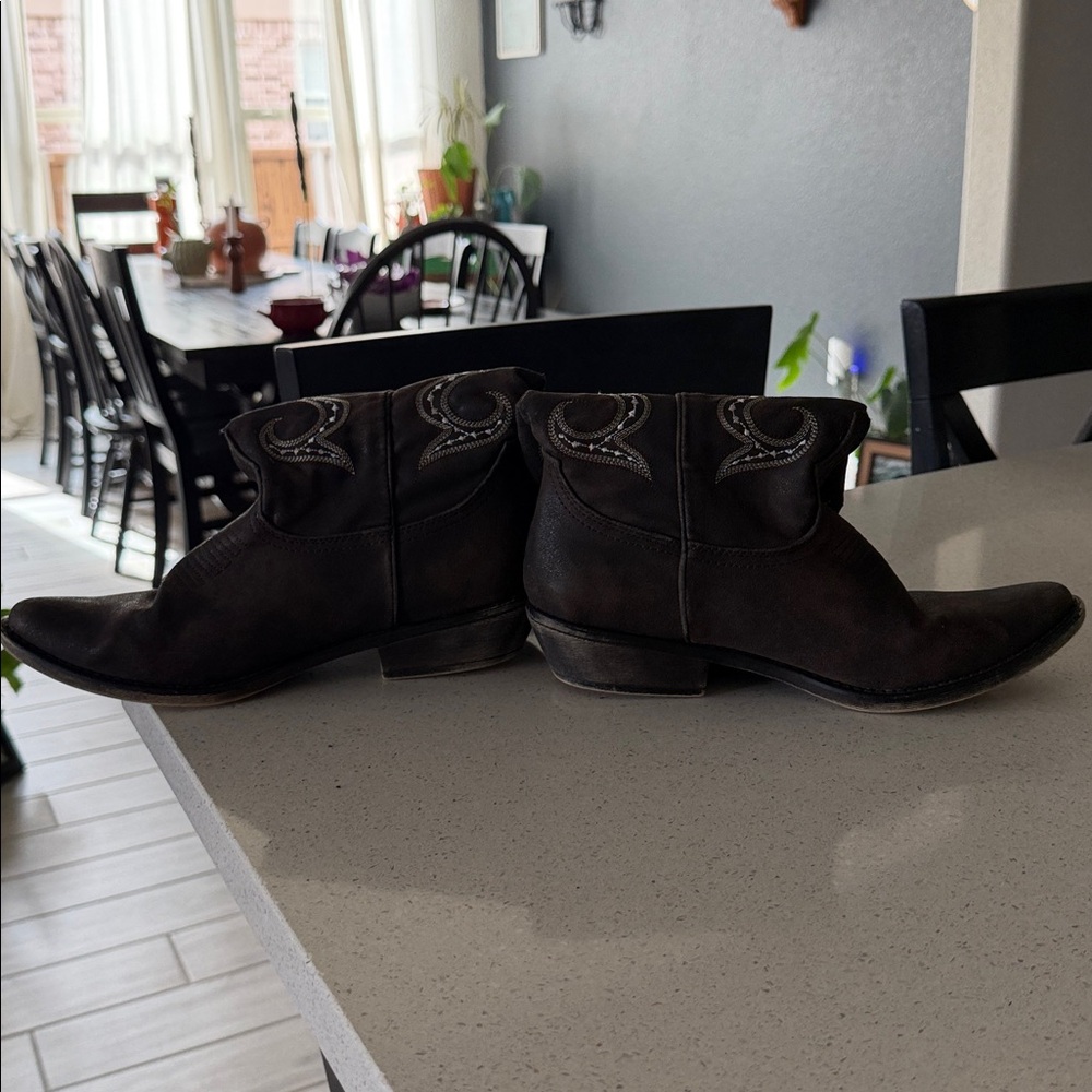American Rag Cowboy Boots Brown Southern Country 8.5 Western - Picture 9 of 9